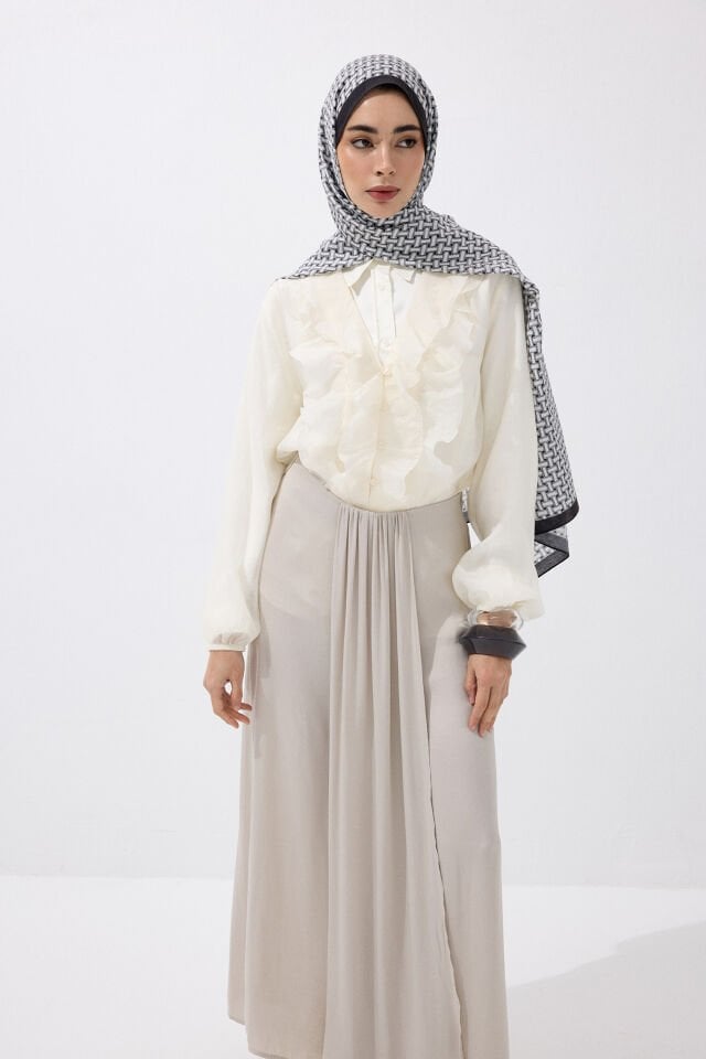 Lattice Black