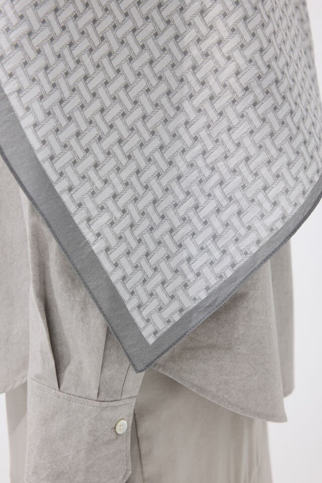 Lattice Grey
