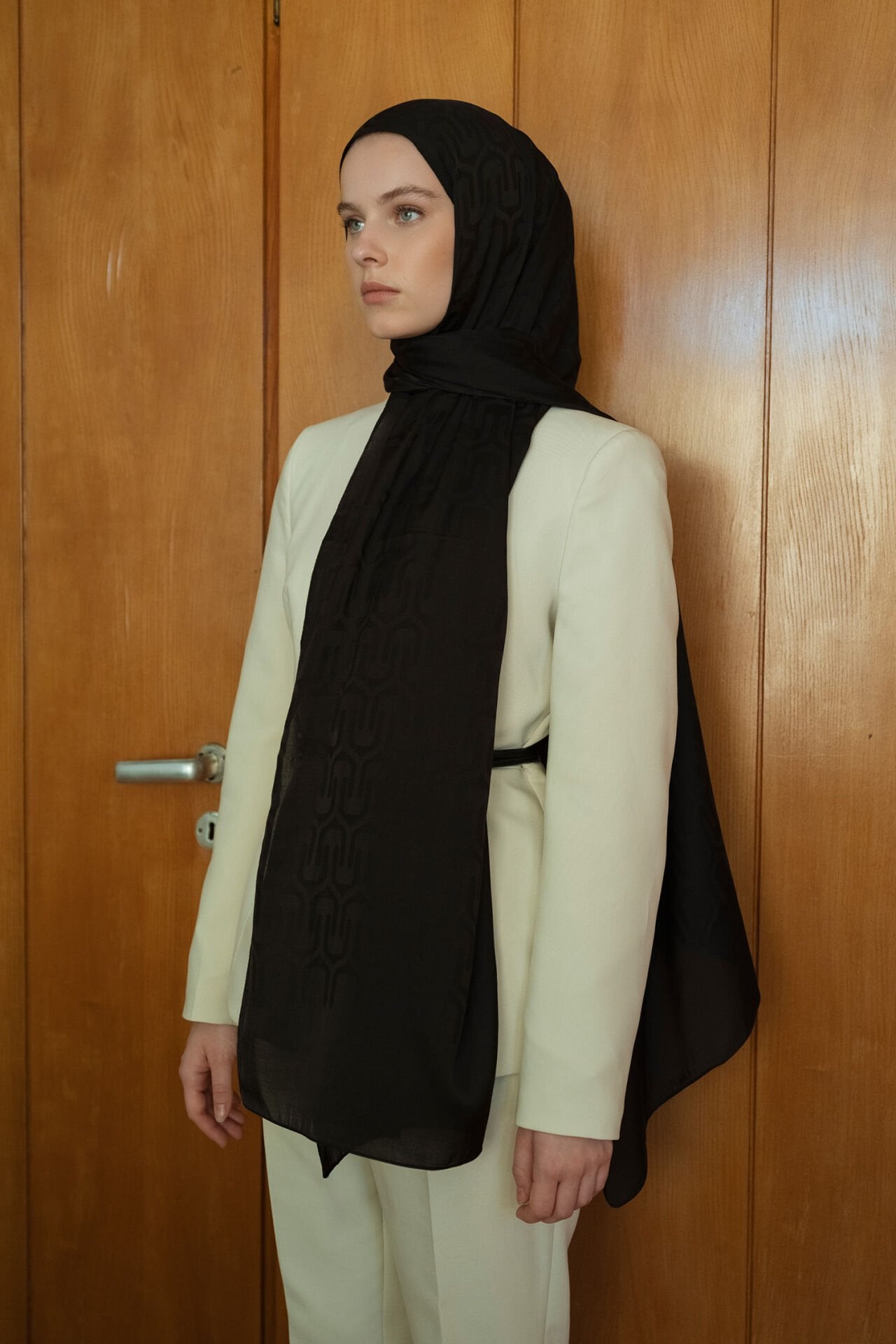 Ottoman Black