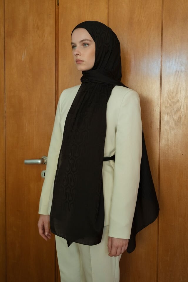 Ottoman Black