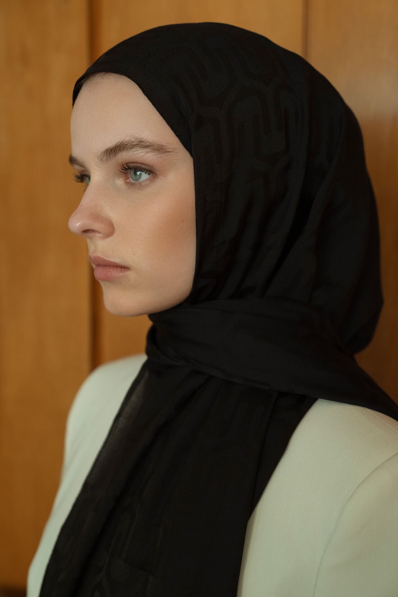 Ottoman Black
