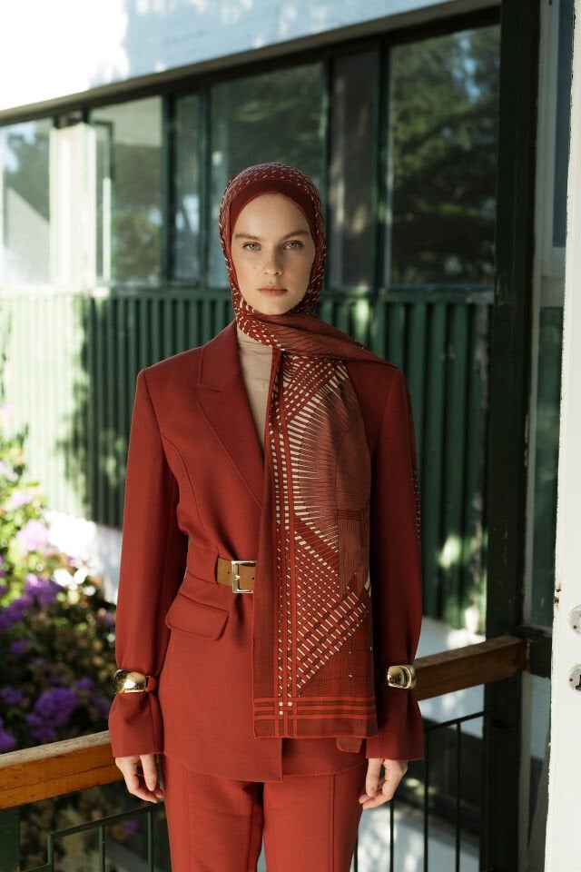 Mosaic Red