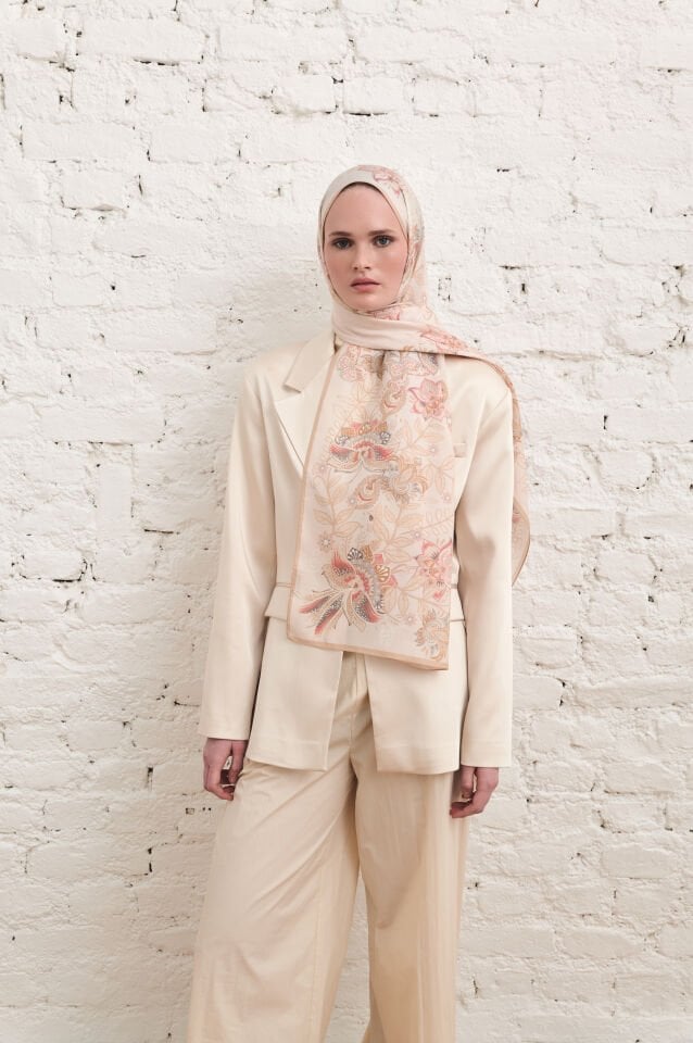 Liora Blush Bloom